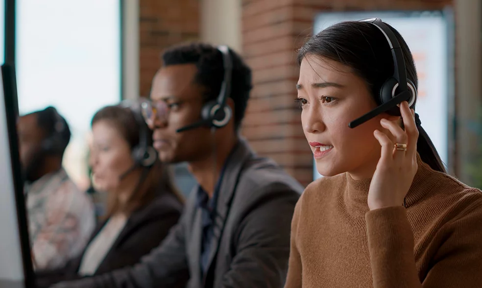 female-sales-agent-talking-phone-call-client-helping-people-customer-support-service-woman-using-headphones-give-assistance-call-center-workstation-helpdesk female-sales-agent-talking-phone-call-client-helping-people-customer-support-service-woman-using-headphones-give-assistance-call-center-workstation-helpdesk